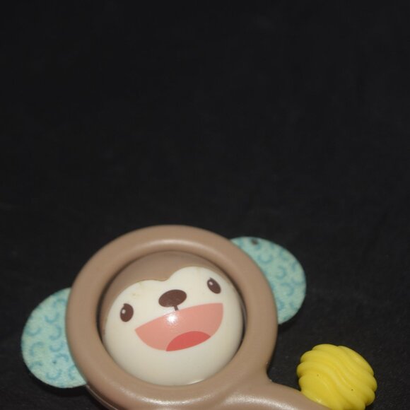 Infantino Busy Lil' Sensory Rattle Suitable For Age 3+ Months - Picture 2 of 3